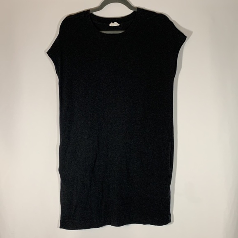 Community Aritzia Heather Grey T-Shirt Mini Dress with Pockets